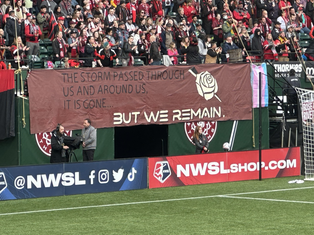 goals must flow banner from thorns vs racing lousiville